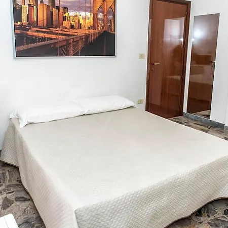 Mono Piazzetta Apartamento *